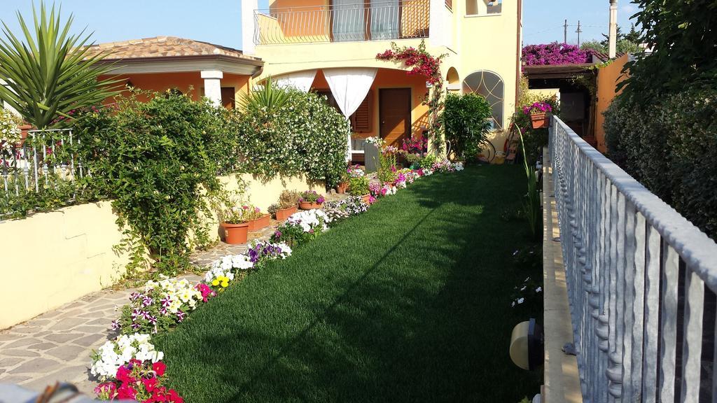 Villa Casa Con Giardino Olbia Zimmer foto