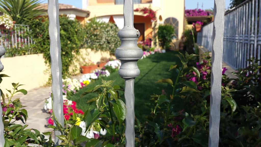 Villa Casa Con Giardino Olbia Zimmer foto